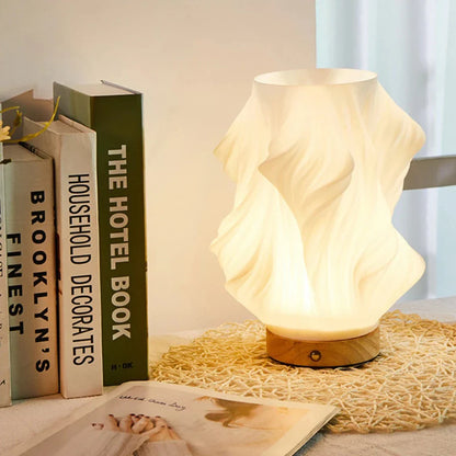 Crête des Vagues Sereine – Une Lampe LED Inspirée par la Nature